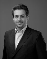 دانیال باقری